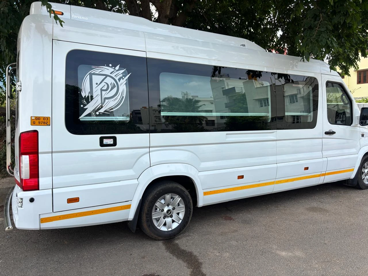 12 seater luxury Urbania